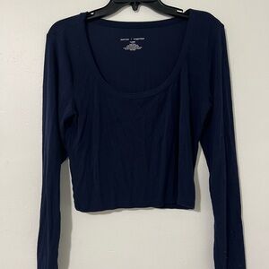 Better / together Navy Scoop-Neck Long Sleeve Crop Top